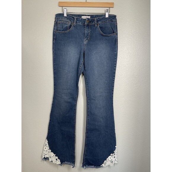 Altar'd State Caitlyn Lace Embellished Flare Denim Jean Womens Dark Stonewash 31 - Picture 1 of 14